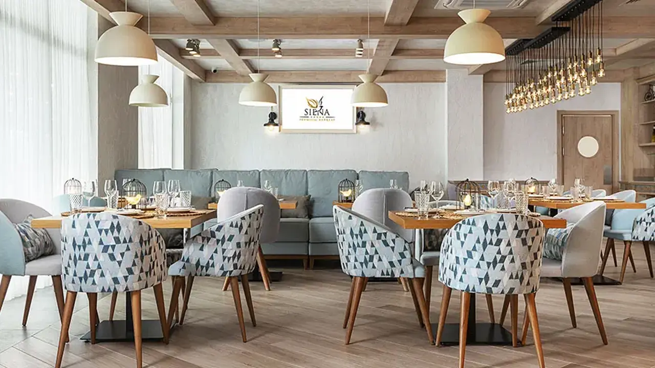 SIENA PREMIUM RETREAT