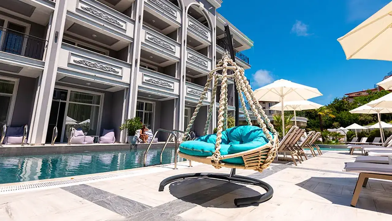 SIENA PREMIUM RETREAT