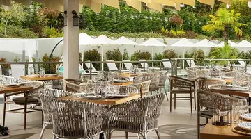 SIENA PREMIUM RETREAT