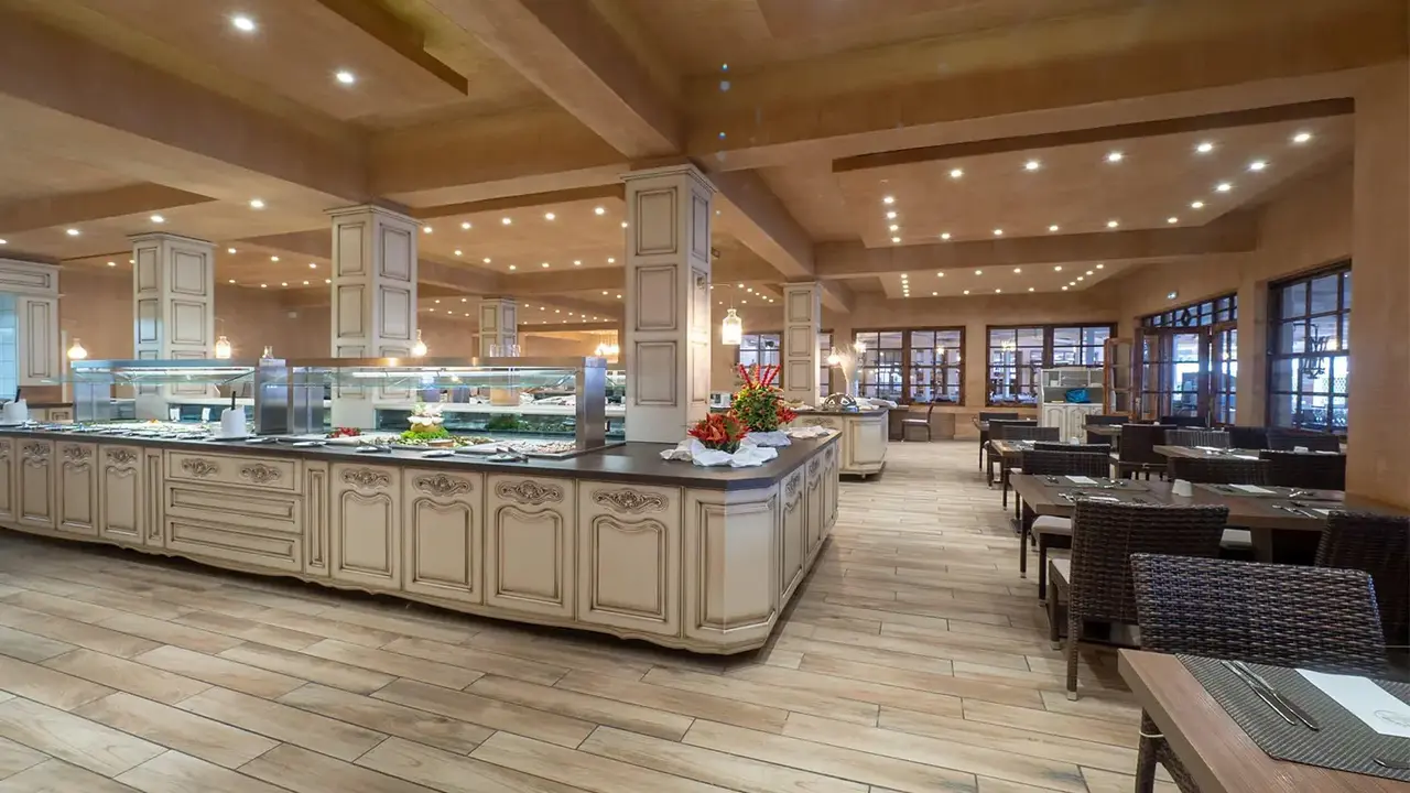 Silva Beach Hotel