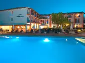 Silver Beach Hotel and Annexe Apartments