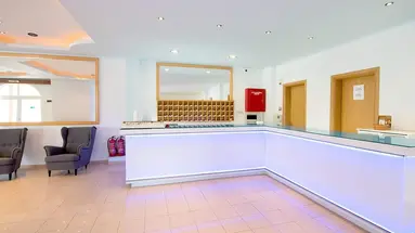 Silver Beach Hotel and Annexe Apartments