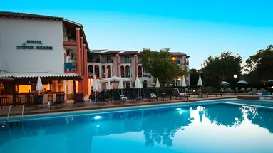 Silver Beach Hotel and Annexe Apartments