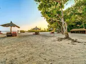 Silver Sand Beach Resort Neil