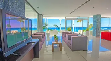 Silver Sands Beach Hotel