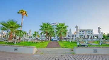 Silver Sands Beach Hotel