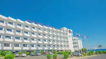 Silver Sands Beach Hotel
