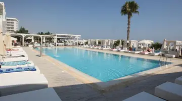 Silver Sands Beach Hotel