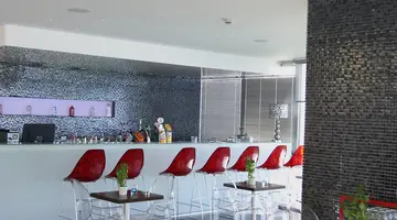 SILVER SANDS BEACH HOTEL
