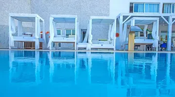 Silver Sands Beach Hotel