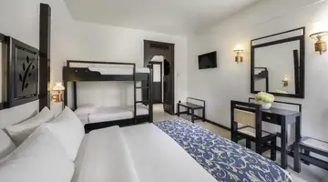 Simantro Resort