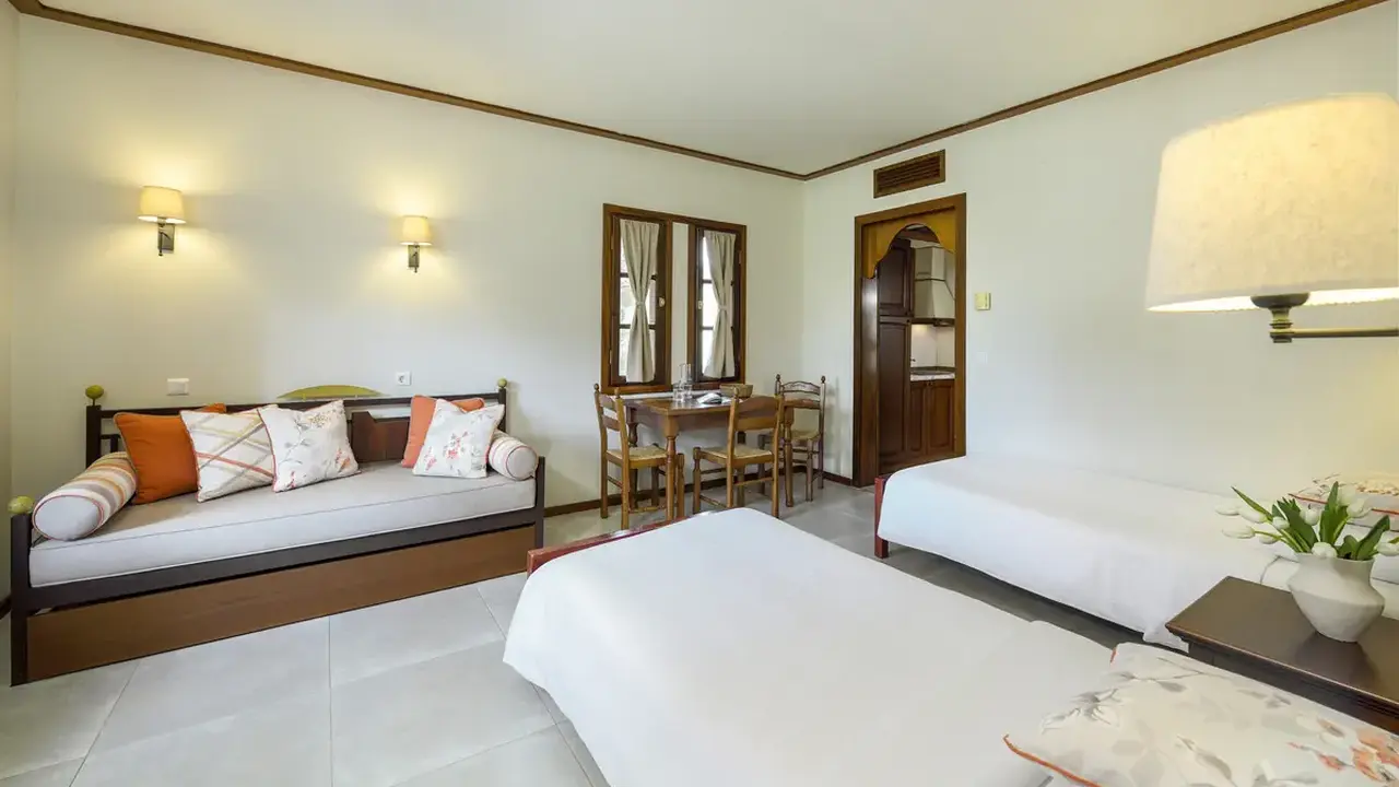 Simantro Resort