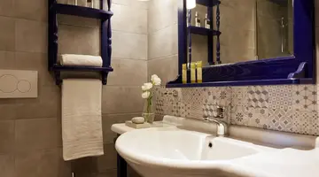 Simantro Resort
