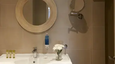 Simantro Resort