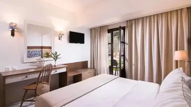 Simantro Resort
