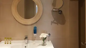 Simantro Resort