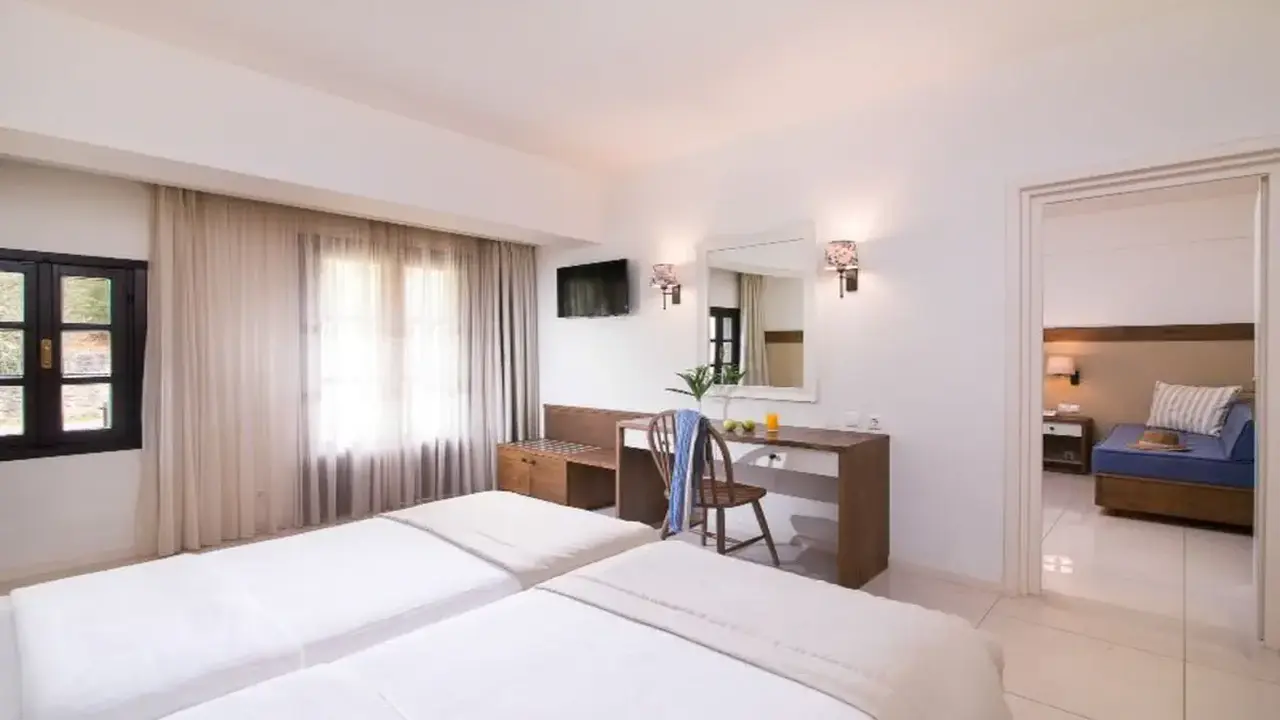 Simantro Resort