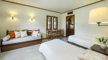 Simantro Resort