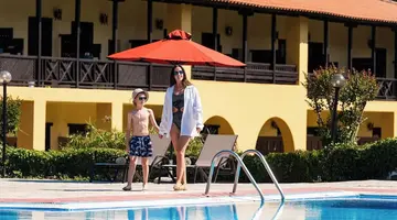 Simantro Resort