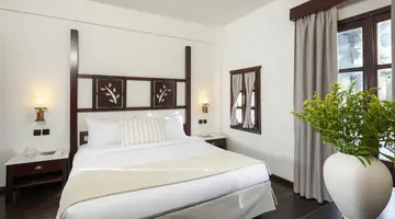 Simantro Resort