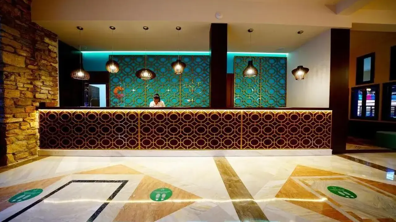 Simantro Resort
