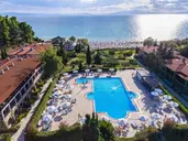 Simantro Resort
