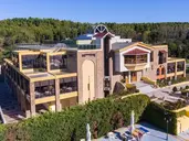 Simantro Resort