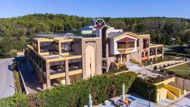 Simantro Resort