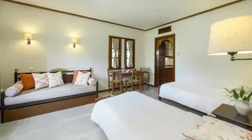 Simantro Resort