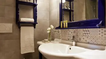 Simantro Resort