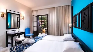 Simantro Resort
