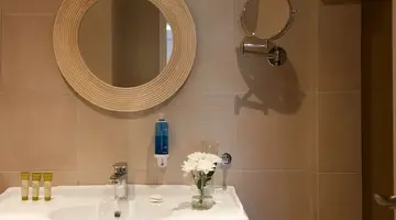 Simantro Resort
