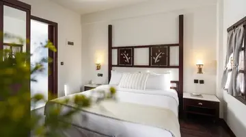 Simantro Resort