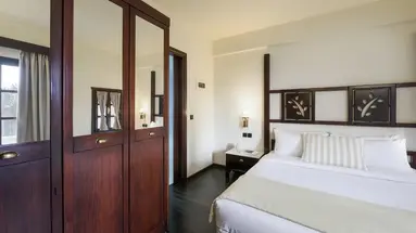 Simantro Resort