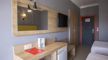 SIMPLY FINE HOTEL ALIZE