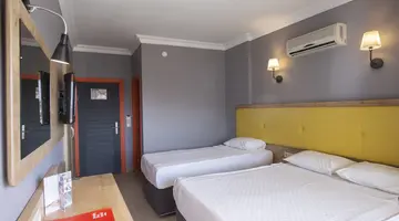 SIMPLY FINE HOTEL ALIZE