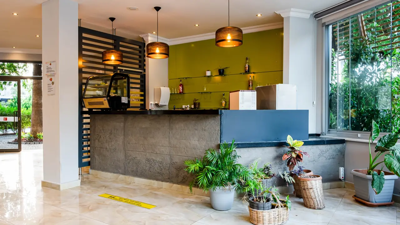 SIMPLY FINE HOTEL ALIZE