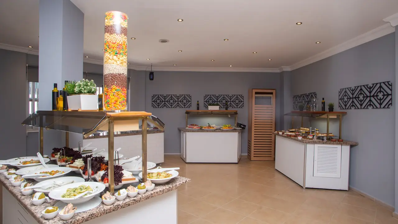 SIMPLY FINE HOTEL ALIZE