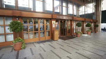 Sina De la Ville