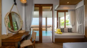 Sinae Phuket Luxury Hotel