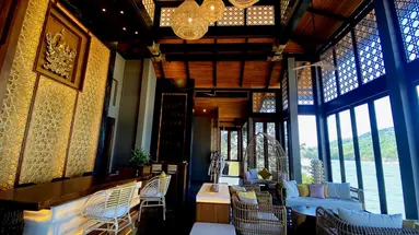 Sinae Phuket Luxury Hotel