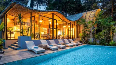 Sinae Phuket Luxury Hotel