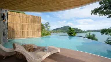 Sinae Phuket Luxury Hotel