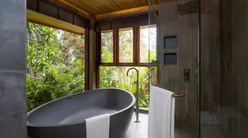 Sinae Phuket Luxury Hotel