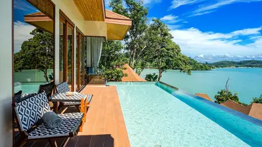 Sinae Phuket Luxury Hotel