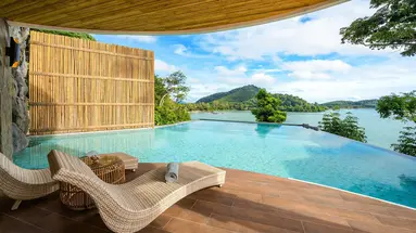 Sinae Phuket Luxury Hotel