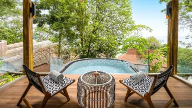 Sinae Phuket Luxury Hotel