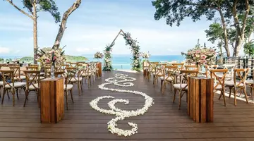 Sinae Phuket Luxury Hotel