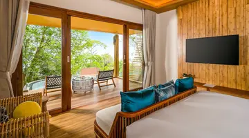 Sinae Phuket Luxury Hotel