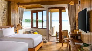 Sinae Phuket Luxury Hotel